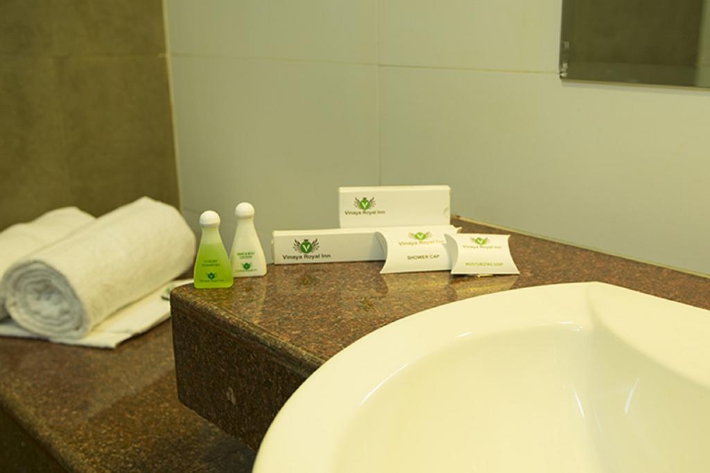Vinaya Royal Inn Kammasandra Room photo